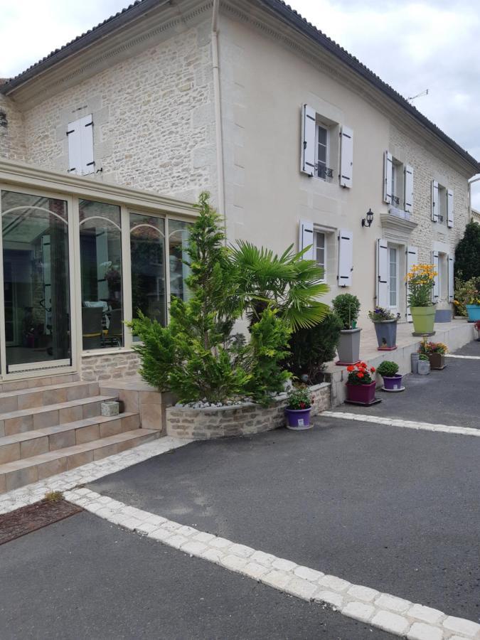 Les Orchidees Chambre Hotes Futuroscope Chasseneuil Poitiers 조네이클랑 외부 사진